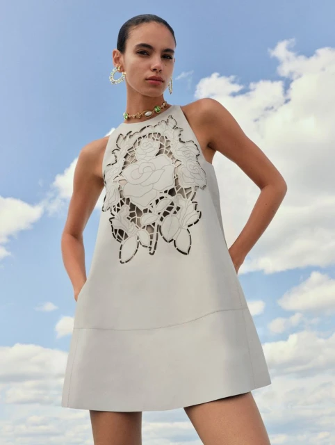 Oscar de la Renta Spring 2025 Lookbook