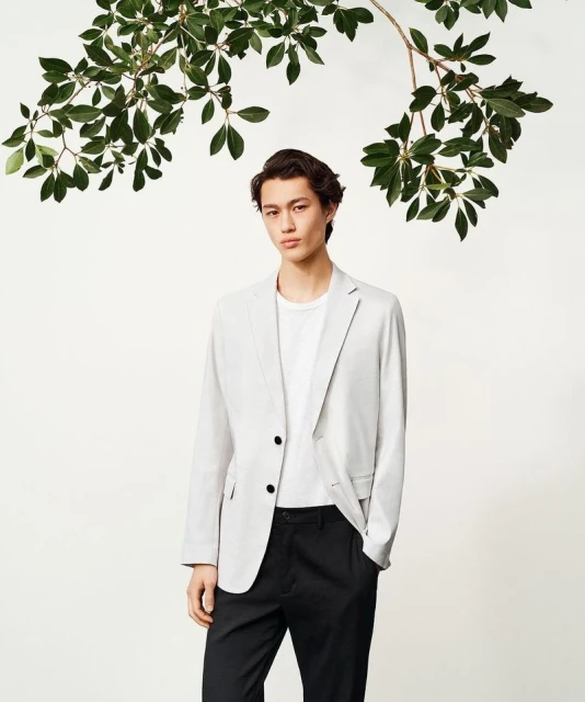 Theory | Living in Linen