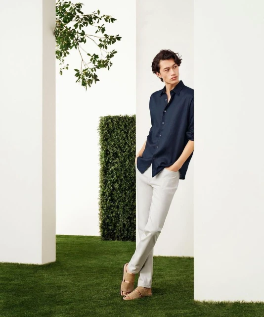 Theory | Living in Linen