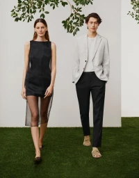 Theory | Living in Linen