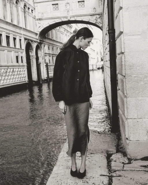 S/S Venetian Veil 2024