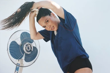 Bustle Magazine September 2025 Cover