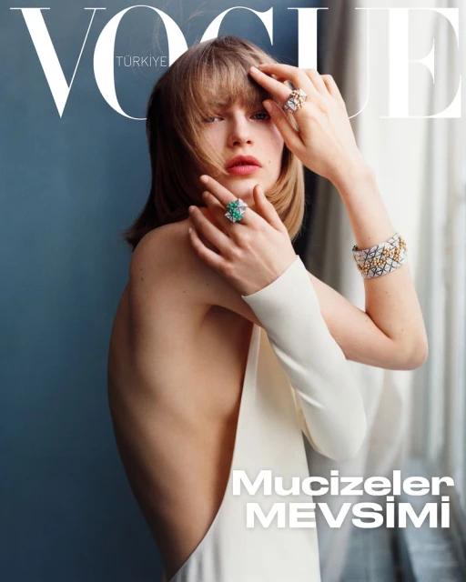 Vogue Turkey December 2024 Cover