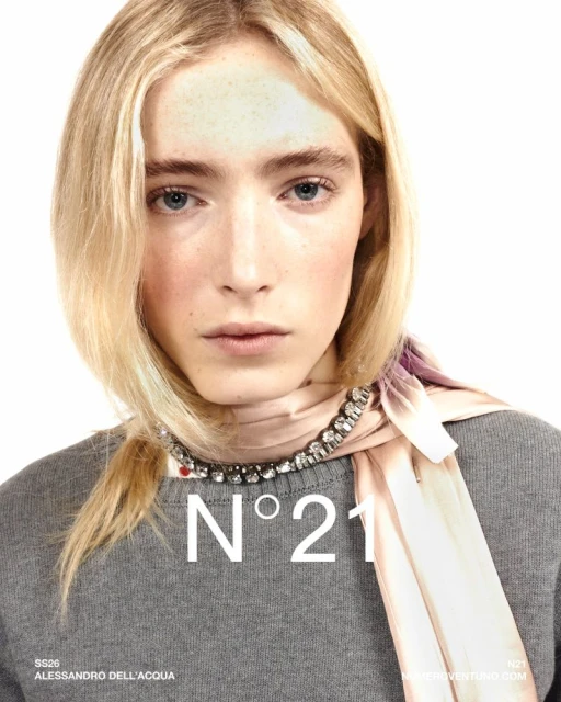 N21 SS26