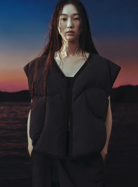 Hussein Chalayan With Kolon Sports 2023FW Collection Across The Water By Choi Eunmi