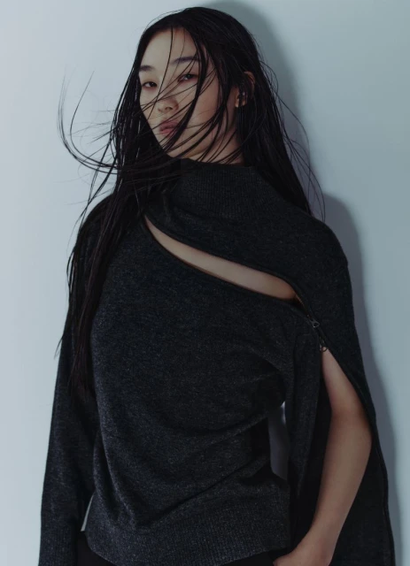 Hussein Chalayan With Kolon Sports 2023FW Collection Across The Water By Choi Eunmi