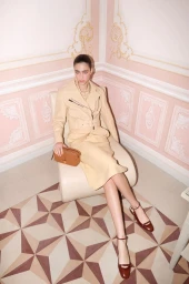 Tod's S/S 24 T-Timeless