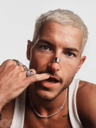 How Taz Skylar stays in One Piece