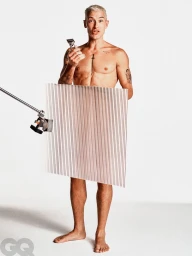 How Taz Skylar stays in One Piece