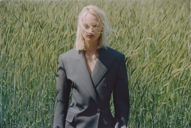 Pleasure & Leasure Issue 22