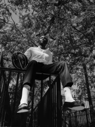 G.H.BASS x Reigning Champ