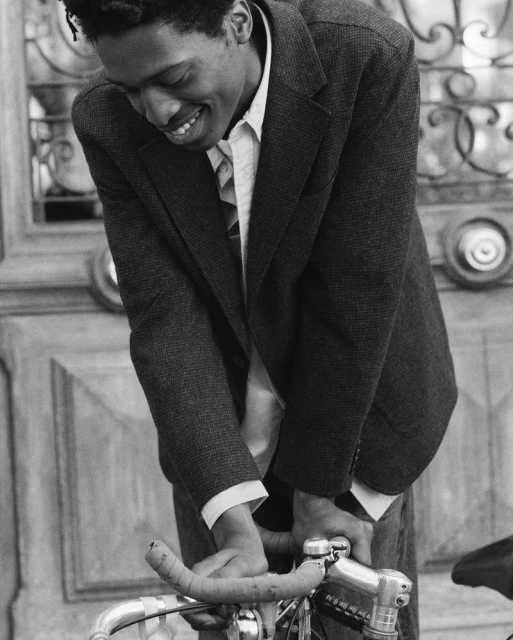 Autumn 2025 Campaign - A day in Paris