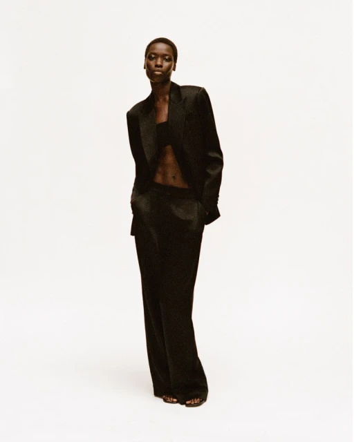 Simkhai Holiday 2025