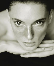 AUNU Beauty Campaign