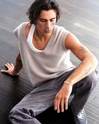 Vogue x Cartier ‘Acts of Love’