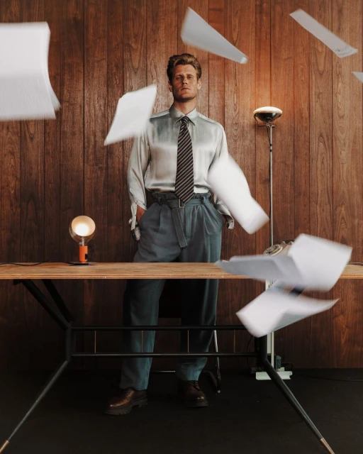 ВНУТРИ КАДРА