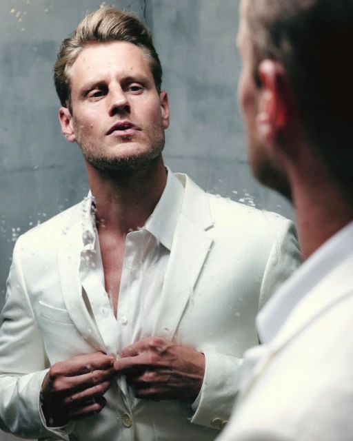 ВНУТРИ КАДРА