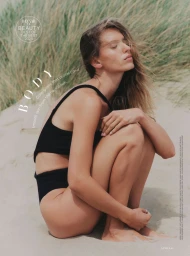 Sitting Pretty / Bazaar UK Beauty