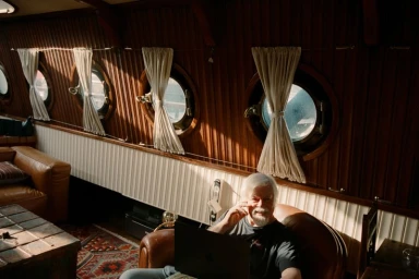 Arxipelag, Captain Paul Watson