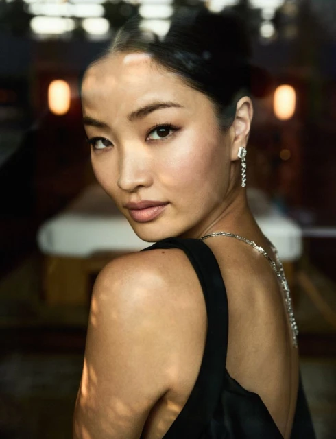 ANNA SAWAI - CARTIER