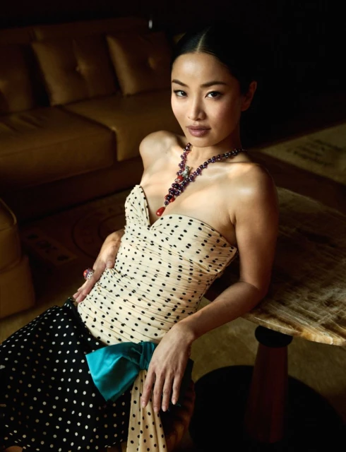 ANNA SAWAI - CARTIER