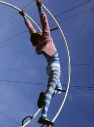 A movement study by Viviane Sassen and Raphael Hirsch