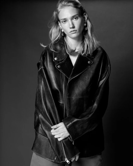 Tess Breeden - At Large Issue 24 Cover Story