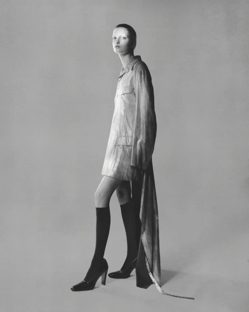 THE MOTHER OF SILHOUETTES: WHEN ARCHIVES SPEAK