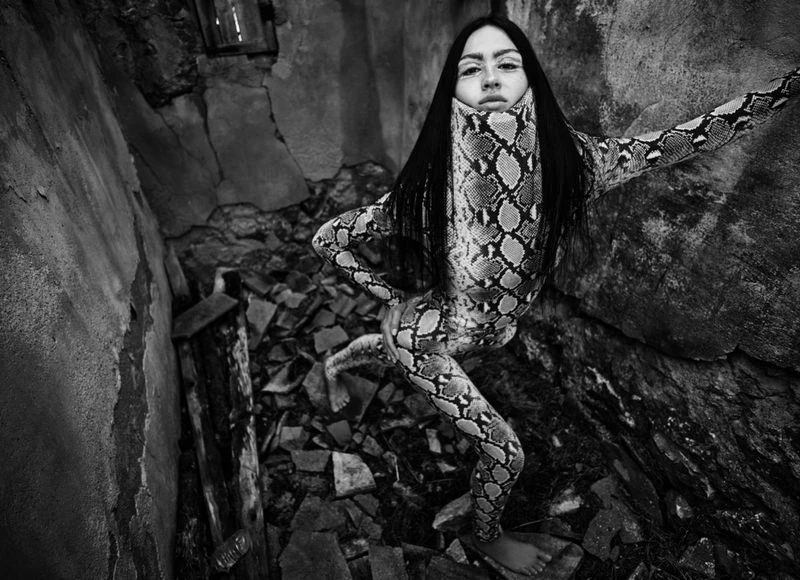 Amelia Gray by Mario Sorrenti