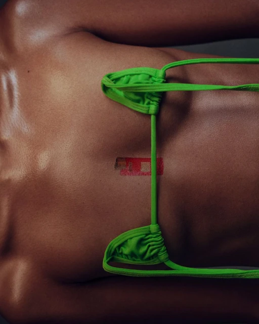 Brazilians doesn't like to wear clothes