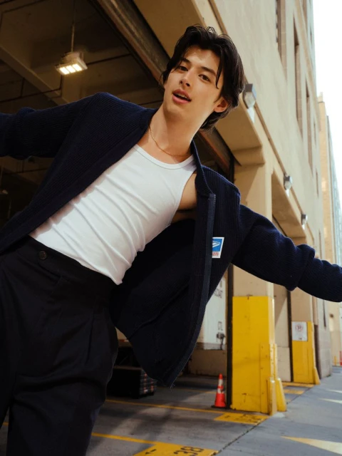 Liam Oh and the Shape of Tenderness