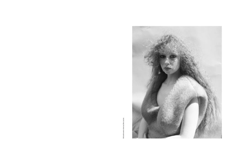 Disobedient Reveries in Empty Rooms