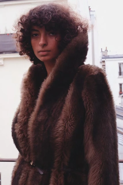 Photography by Esther Theaker, Styling by Emilie Kareh