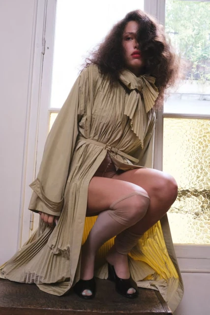 Photography by Esther Theaker, Styling by Emilie Kareh