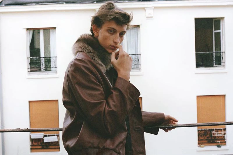 Photography by Esther Theaker, Styling by Emilie Kareh