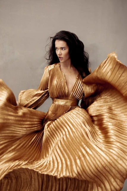 L'Officiel Fashion Book Australia March 2025 Cover