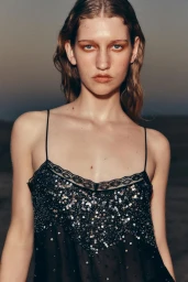 Zara by Andrea Rueda