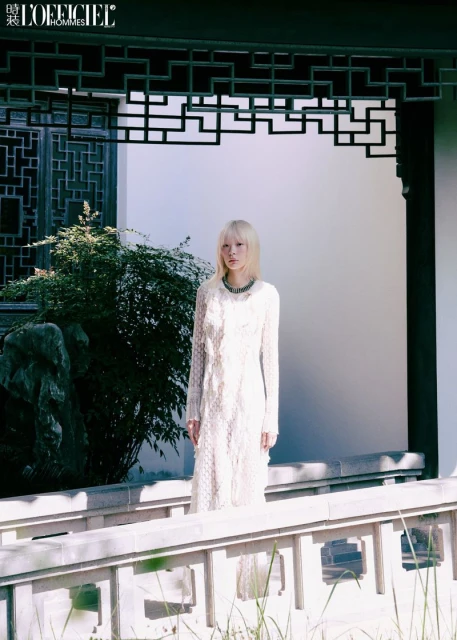 Autumn Solitude in the Pavilion bridge