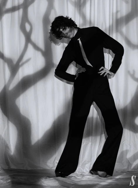 Seventeen Magazine November 2025 Cover by Ian O’Hara