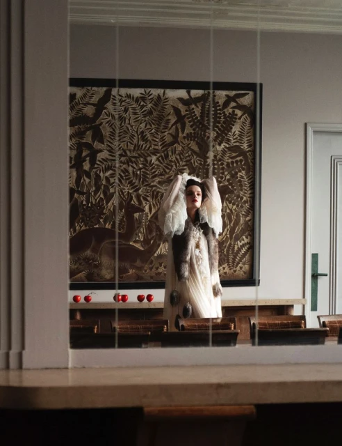 Icon Issue Lulu Tenney