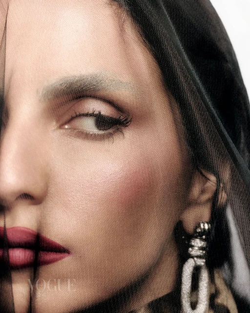 VFlawless Look: Dolce&Gabbana’s New Beauty Staples