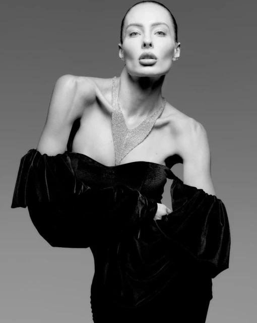 Luminous Contrast - Vlada Mariia