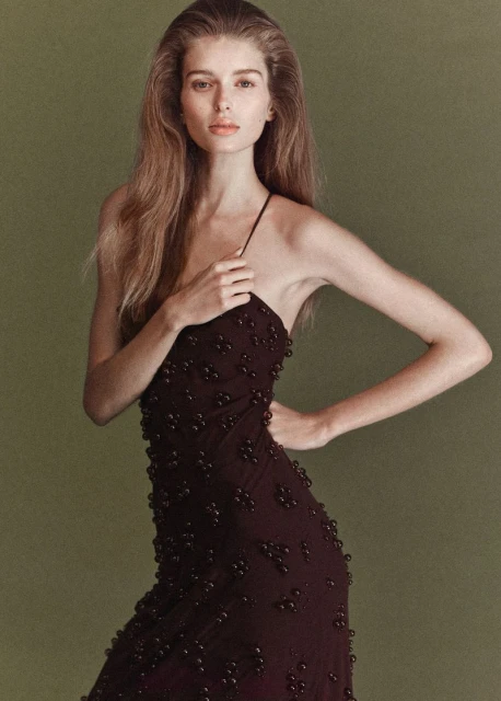 Capsule Campaign by Mark Kean