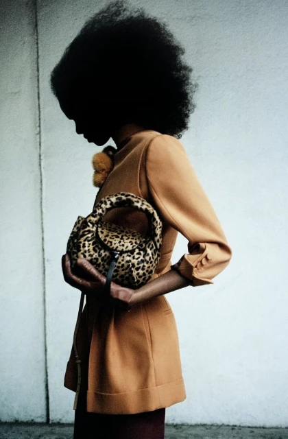 FENDI - Iconic Spy bag