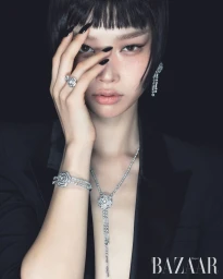 Les Signatures with Chanel High Jewelries