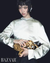 Les Signatures with Chanel High Jewelries