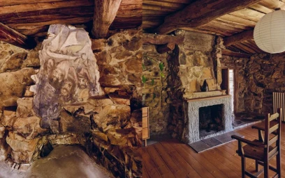 The House That Grew From The Ground