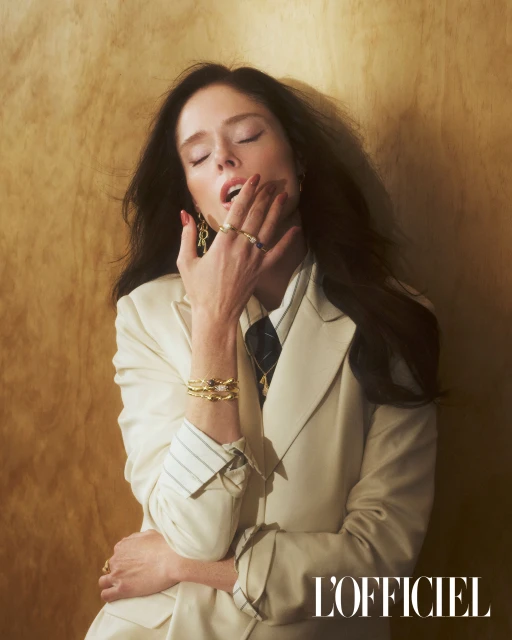 L'Officiel Ukraine Nov 2025 Digital Cover