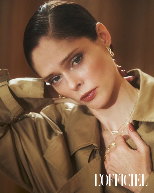 L'Officiel Ukraine Nov 2025 Digital Cover