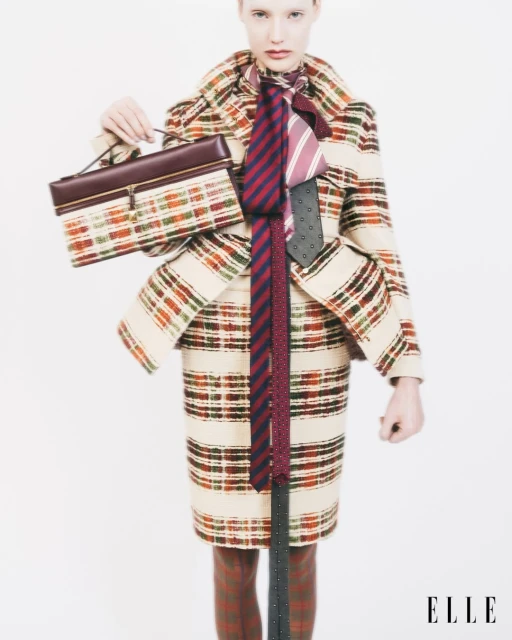 Elle Brasil November 2025 Cover